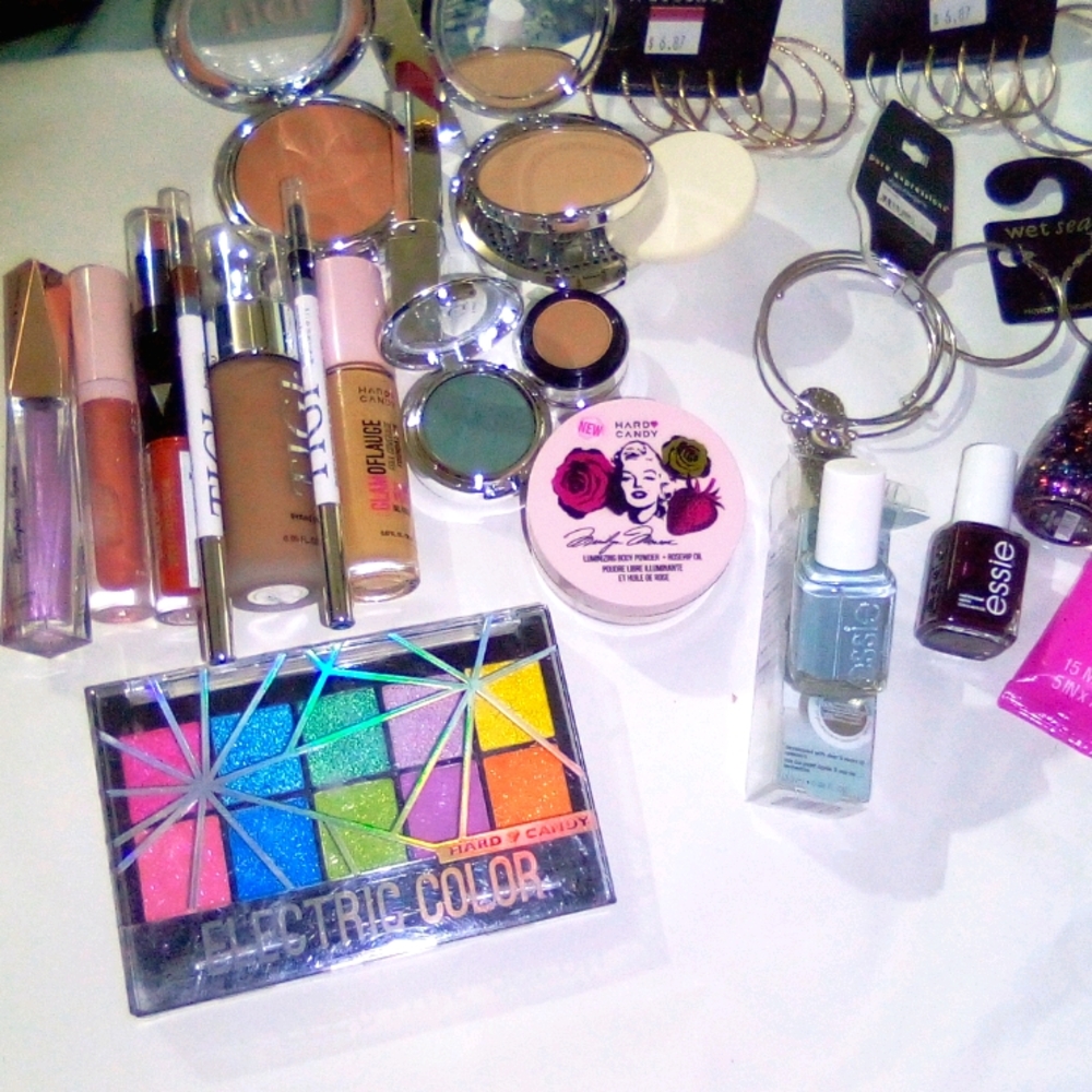 Makeup and jewelry